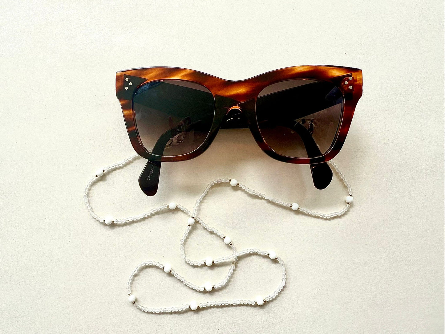 Brillenkette Weiss